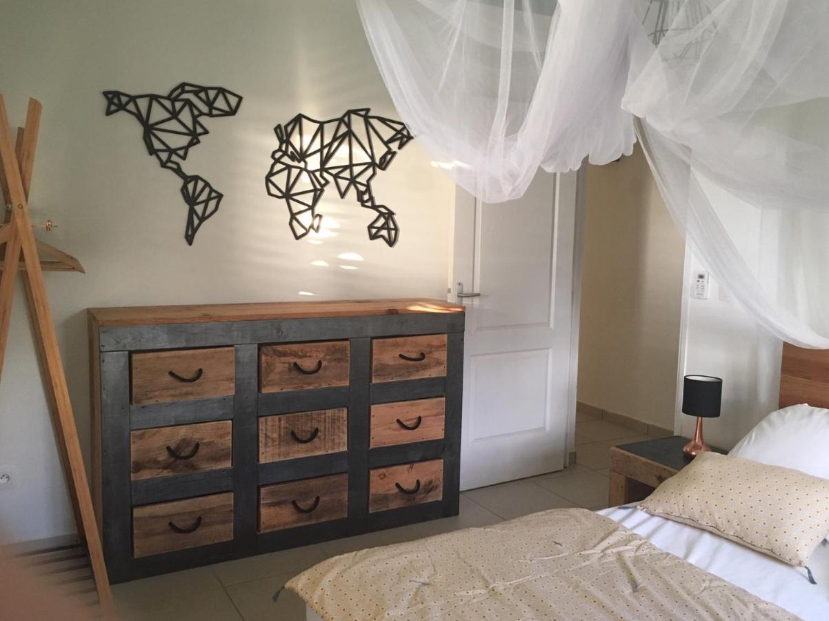 Villa Laureal Grand-Bourg  Экстерьер фото